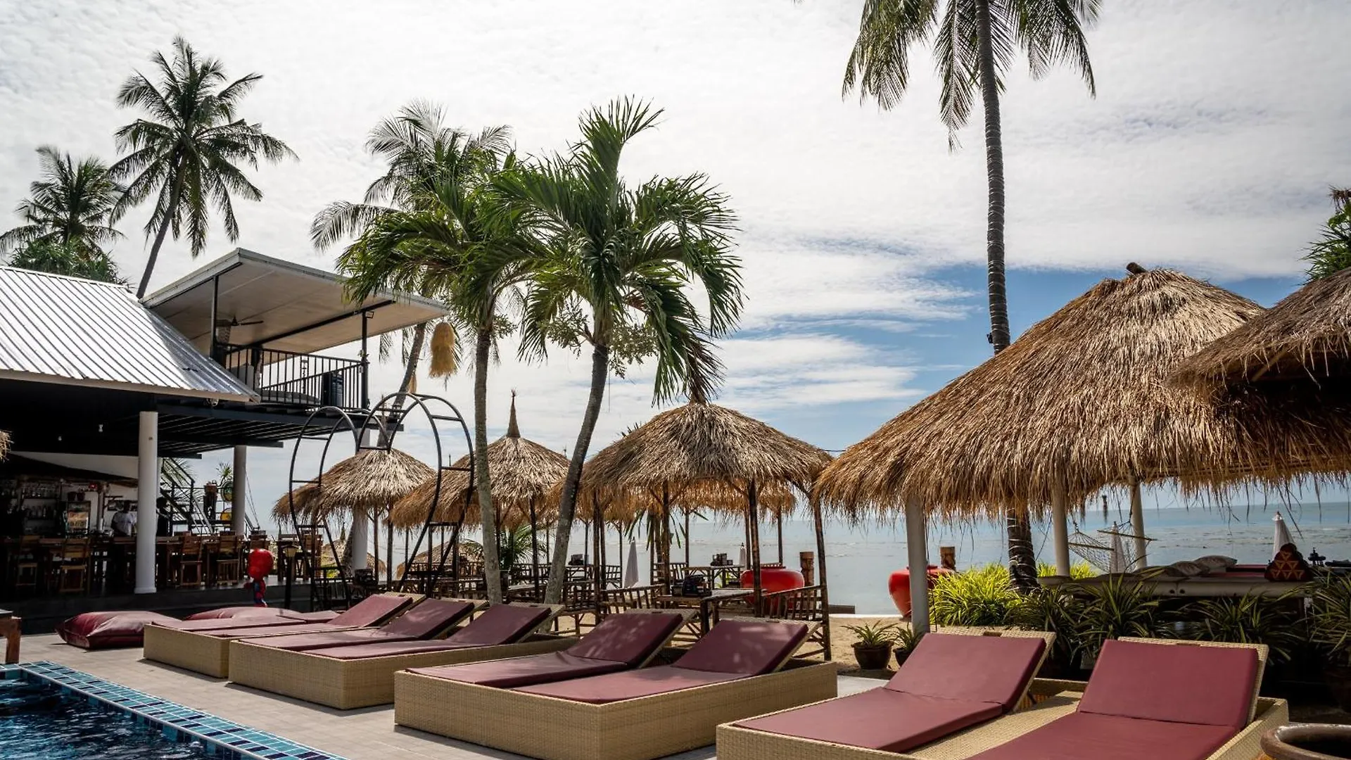 El Pillax Club Beach Koh Lanta 4*,